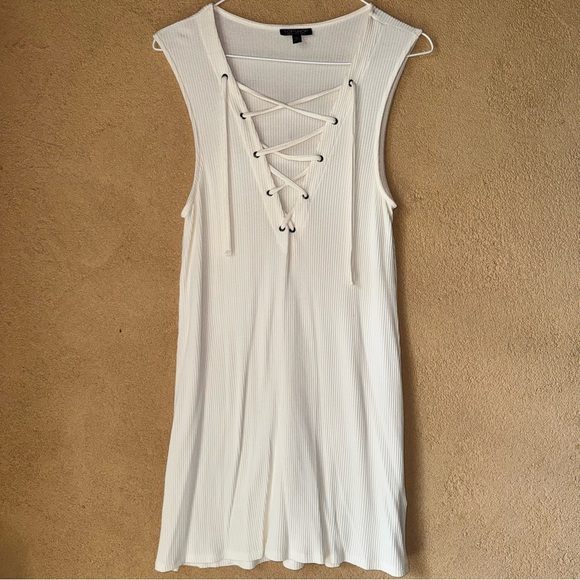 Topshop Dresses & Skirts - Topshop White Lace-Up Dress